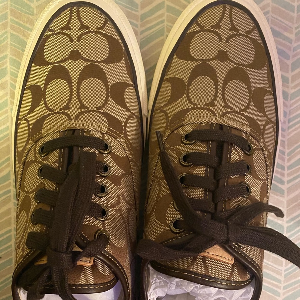 Coach Men’s sneakers never worn